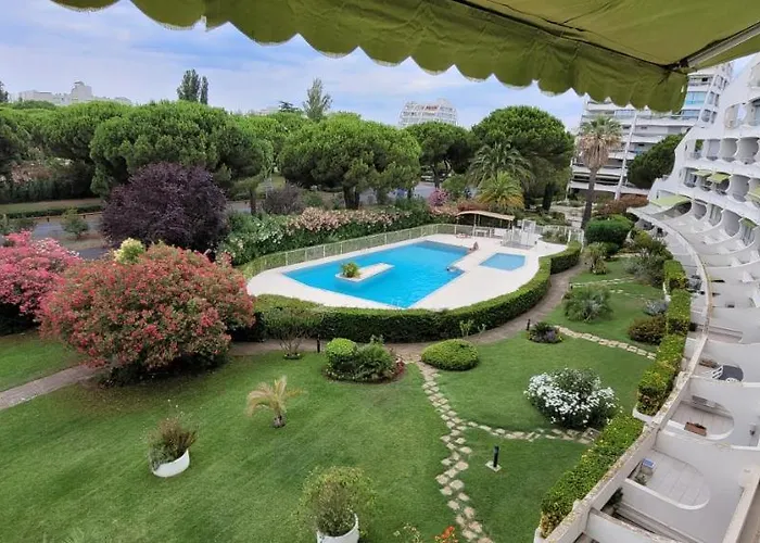 Appartement Piscine à 5 minutes des plages du couchant